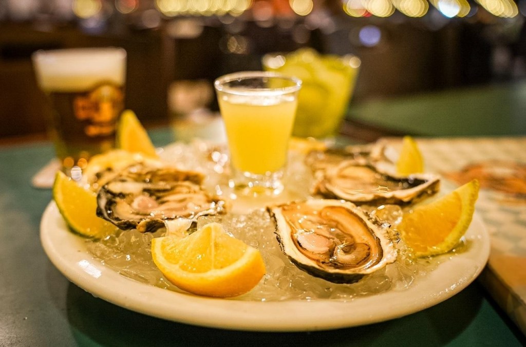 Bar do Juarez agora tem ostras fresquinhas no&nbsp;cardápio
